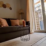 Altstadt-idylle Mit Balkon Und Parkplatz Apartamento