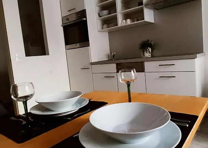 Apartamento Altstadt-idylle Mit Balkon Und Parkplatz